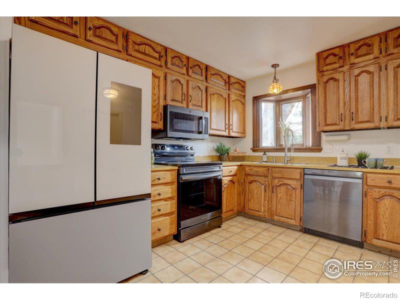 1403 Athene Dr, Lafayette, CO 80026