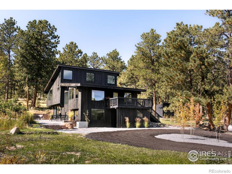 127 Wild Tiger Rd, Boulder, CO 80302