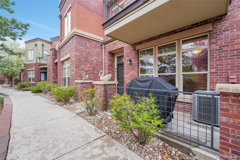 8911 E Otero Pl, Centennial, CO 80112