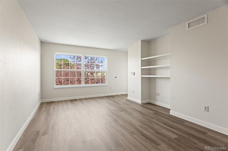 9170 E Arbor Cir #F, Englewood, CO 80111