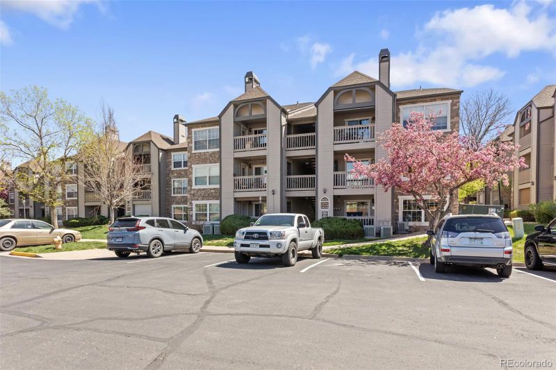 9170 E Arbor Cir #F, Englewood, CO 80111