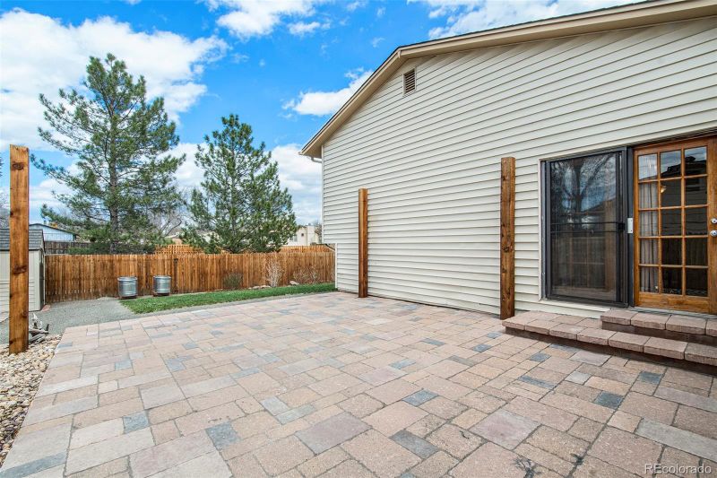 8825 W 86th Ave, Arvada, CO 80005