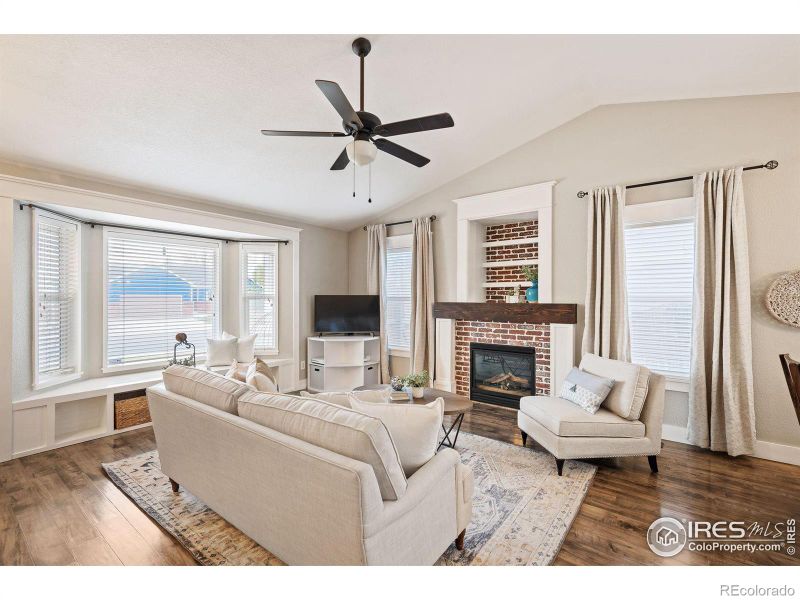 1119 Sandra Dr, Johnstown, CO 80534