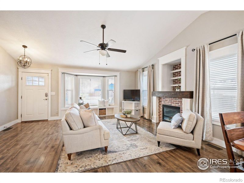 1119 Sandra Dr, Johnstown, CO 80534