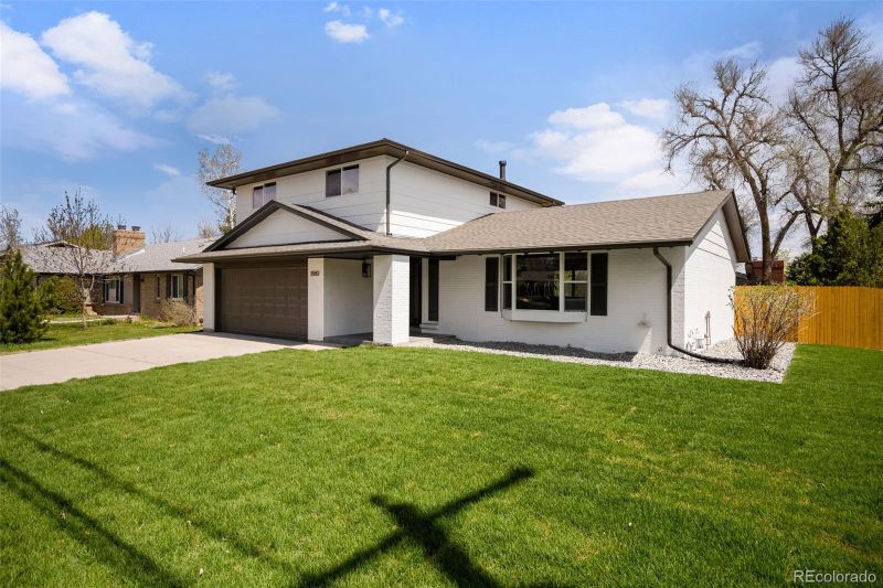 1880 S Oneida St, Denver, CO 80224