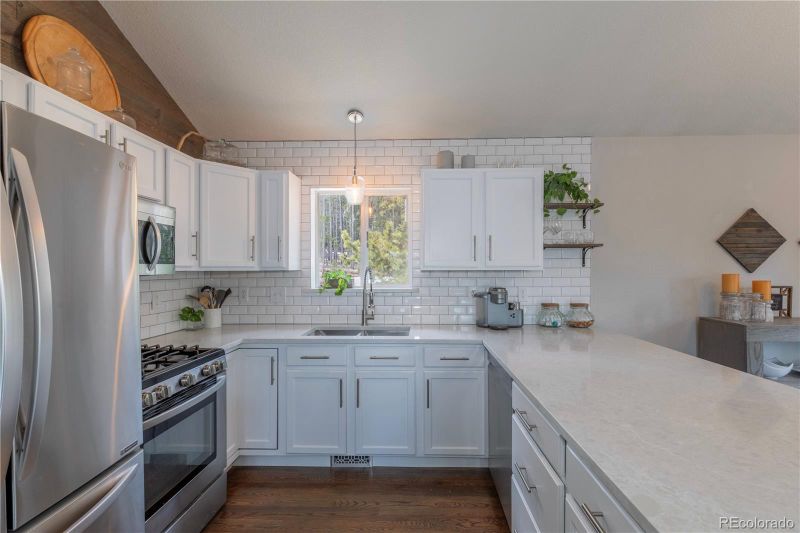 10988 Schweigert Ave, Conifer, CO 80433