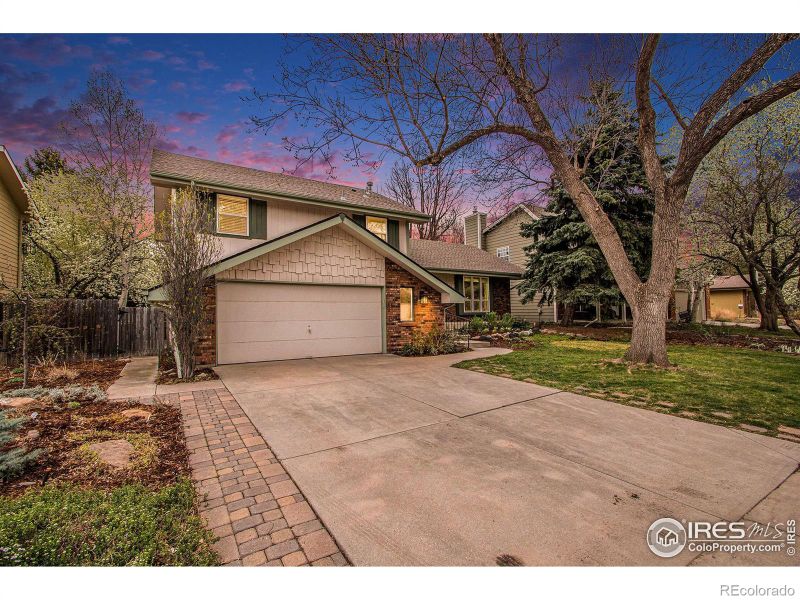 2424 Creekwood Dr, Fort Collins, CO 80525