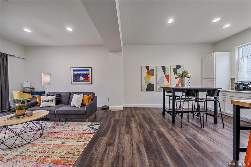 7828 W 43rd Pl, Wheat Ridge, CO 80033