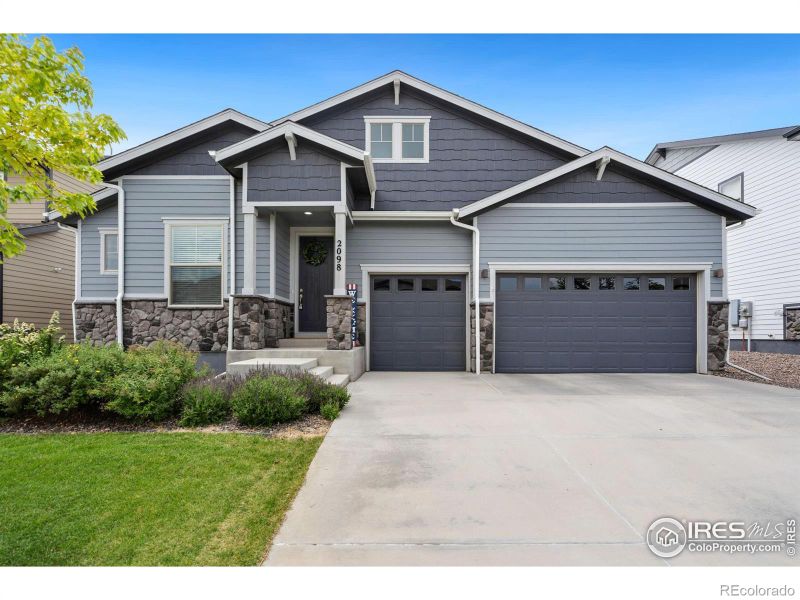 2098 Bouquet Dr, Windsor, CO 80550