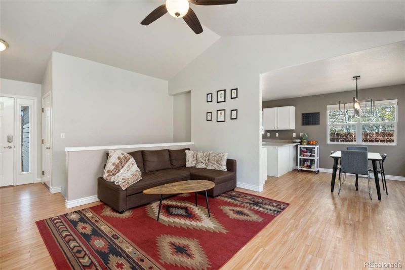 3607 Stagecoach Dr, Evans, CO 80620