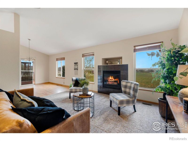 425 Hawthorne Ave, Johnstown, CO 80534