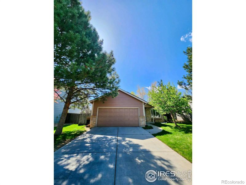 631 Republic Dr, Fort Collins, CO 80526