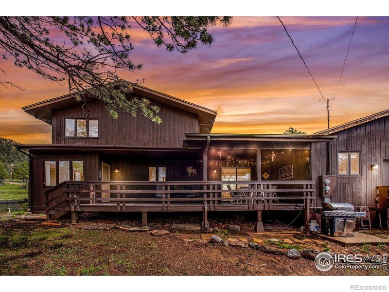 922 Peak View Dr, Estes Park, CO 80517