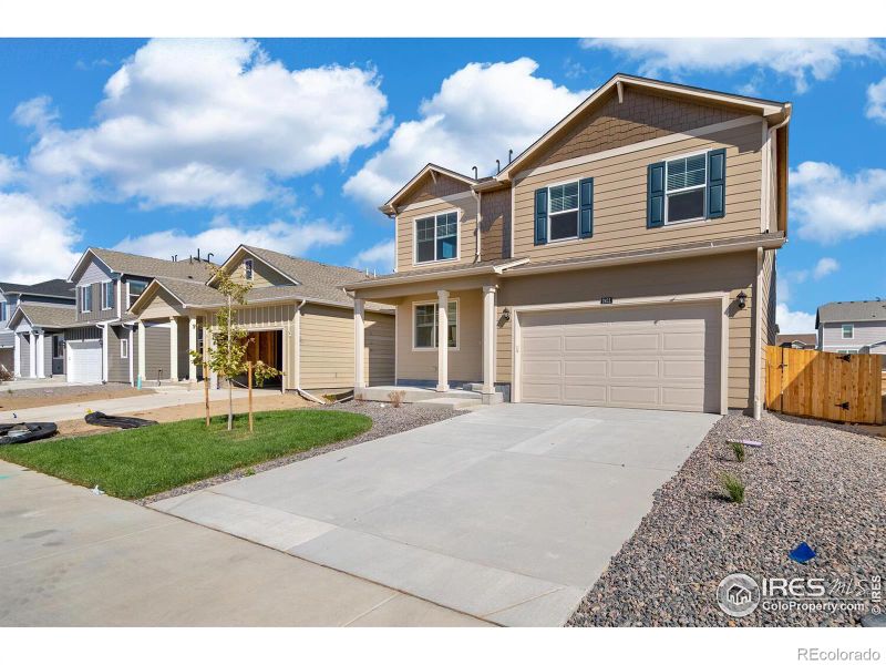 7200 27th St Ln, Greeley, CO 80634