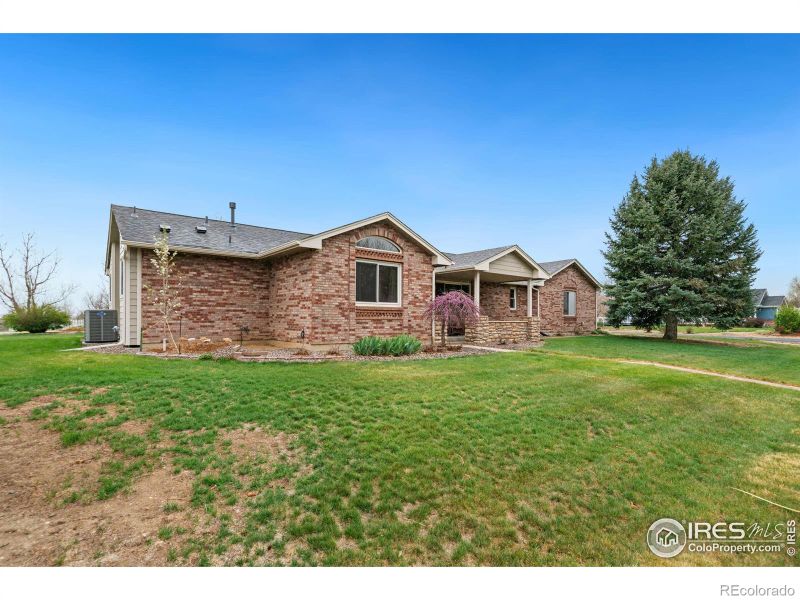 8012 Morningside Dr, Erie, CO 80516
