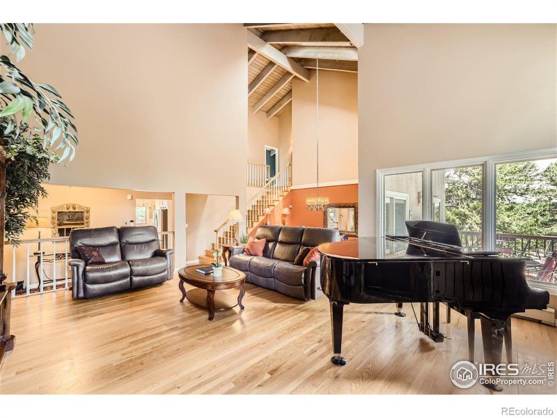 2696 Hiwan Dr, Evergreen, CO 80439