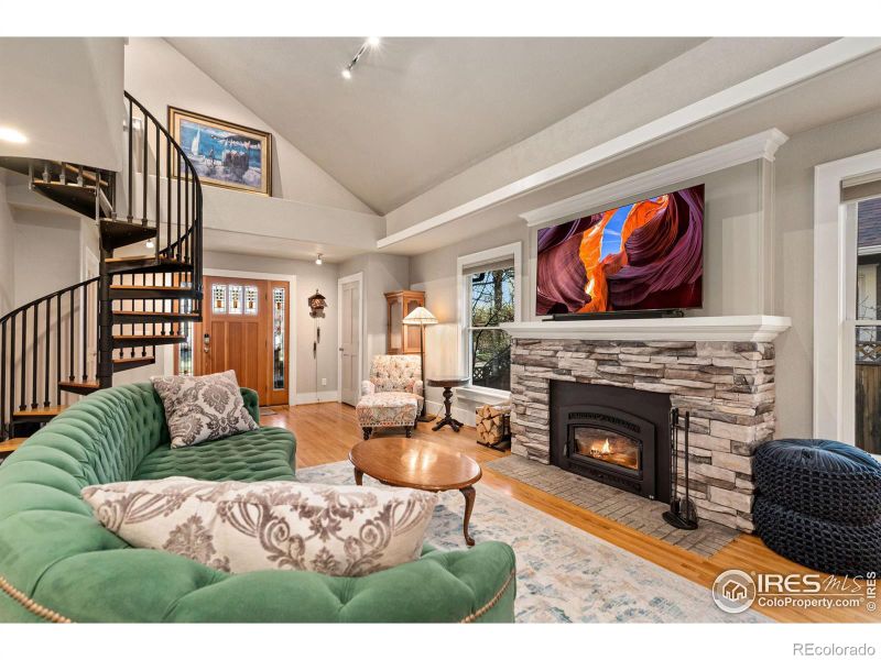 215 E Elizabeth St, Fort Collins, CO 80524
