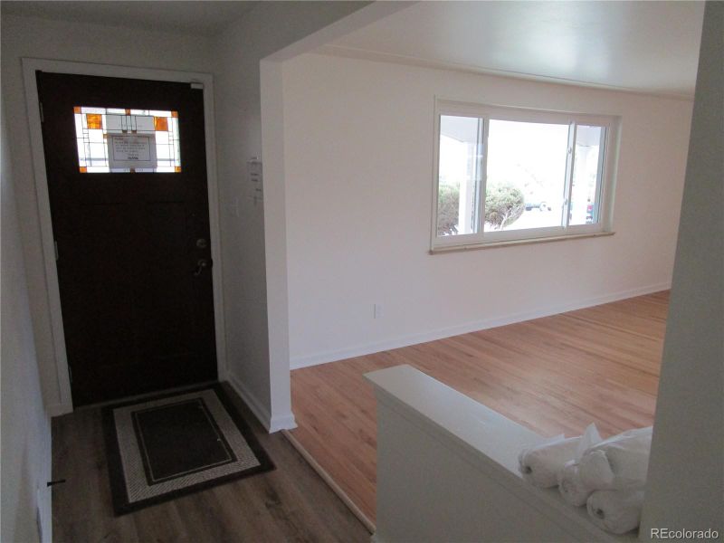 550 Nome St, Aurora, CO 80010