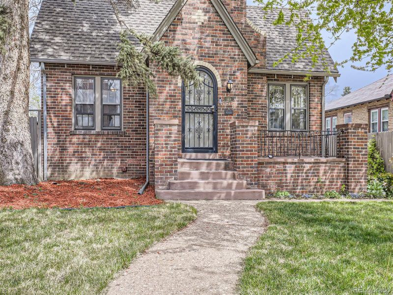 1466 Locust St, Denver, CO 80220