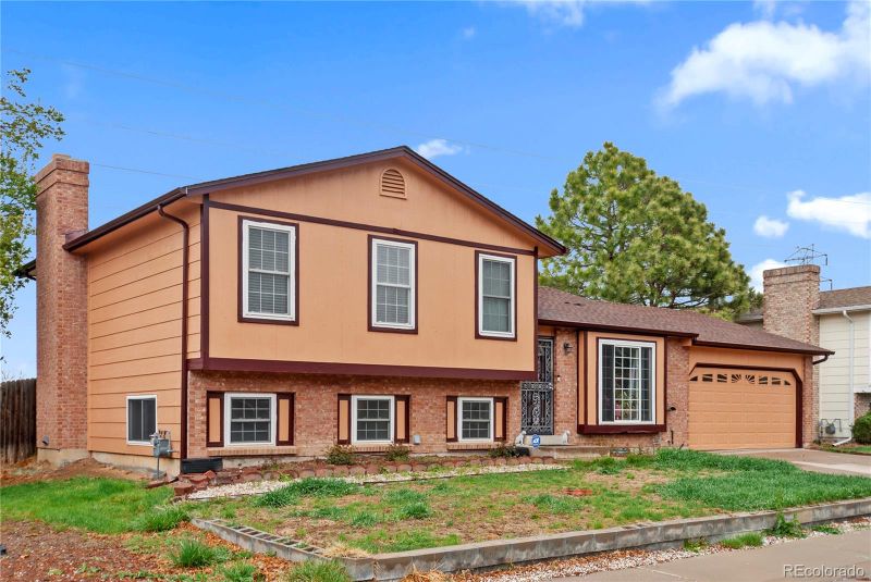 18033 E Atlantic Dr, Aurora, CO 80013