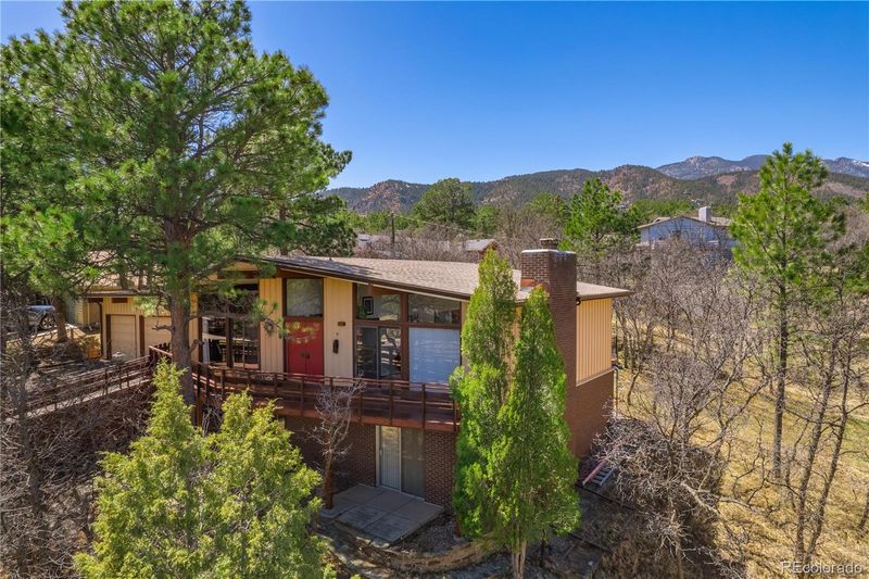 2206 Constellation Dr, Colorado Springs, CO 80906