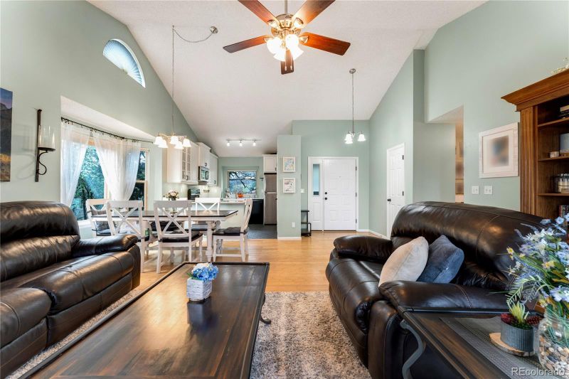 1826 Foxfield Dr, Castle Rock, CO 80104