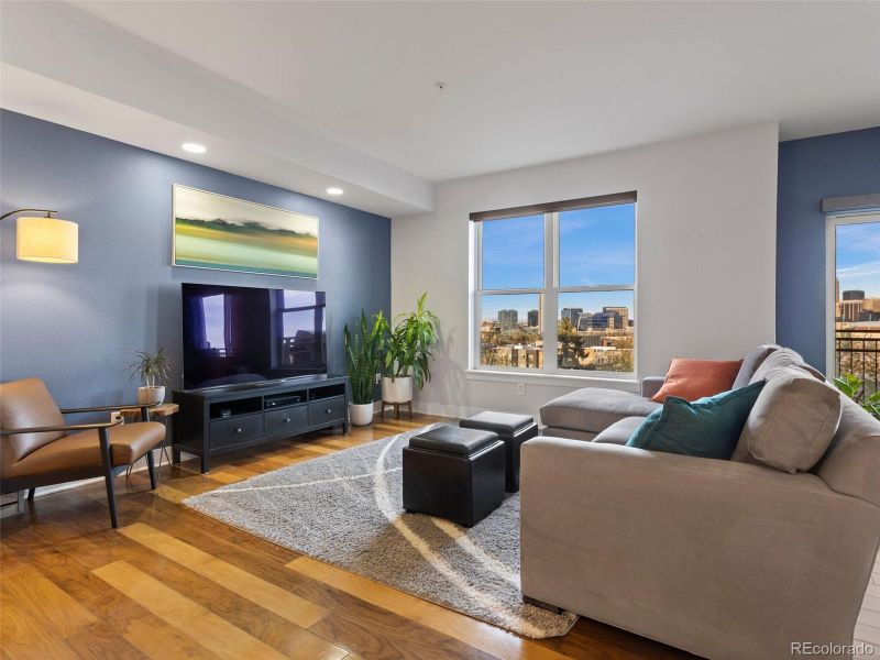 2240 N Clay St #607, Denver, CO 80211