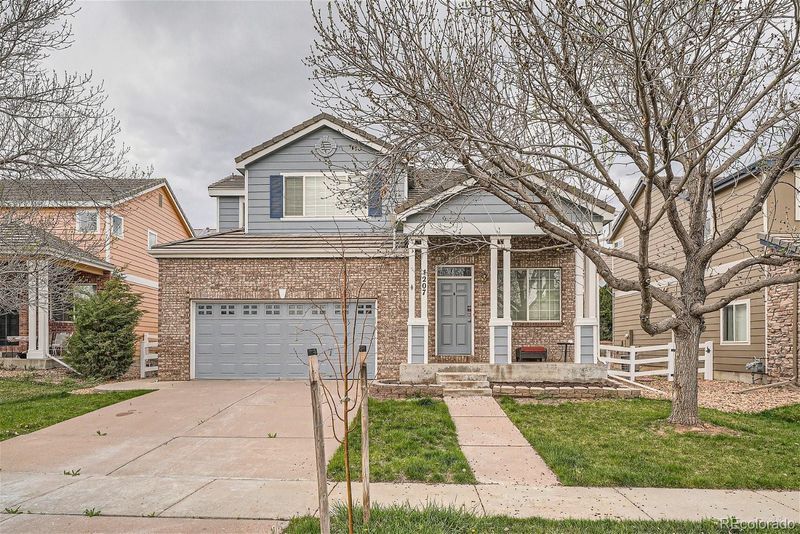 1207 S Flat Rock Cir, Aurora, CO 80018