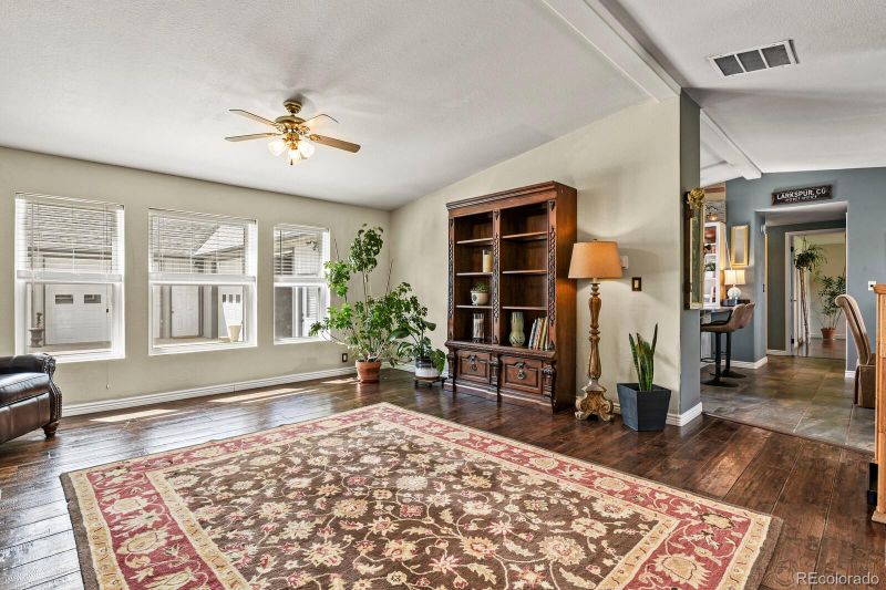 9449 Spruce Mountain Rd, Larkspur, CO 80118