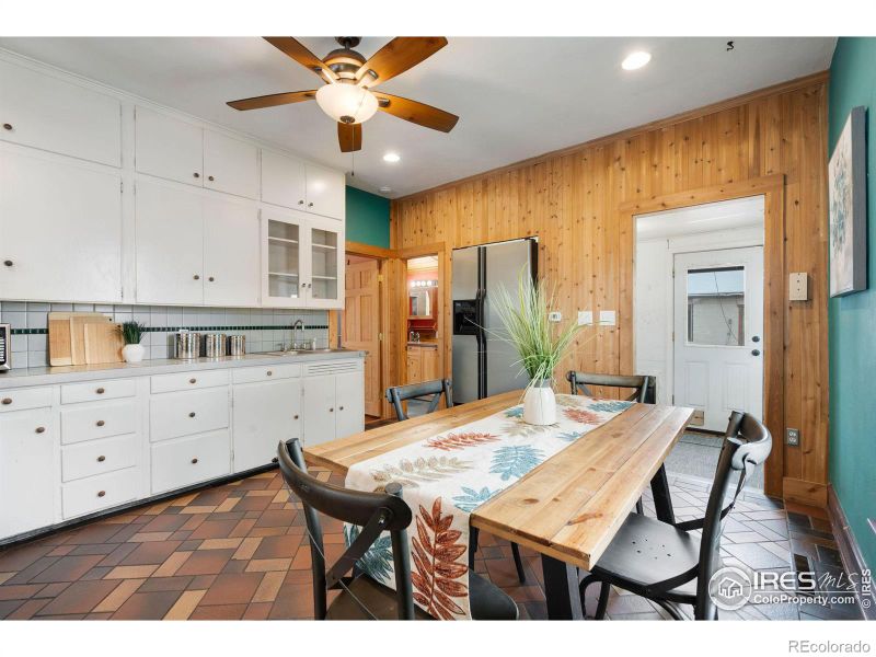 2 5th Ave, Longmont, CO 80501