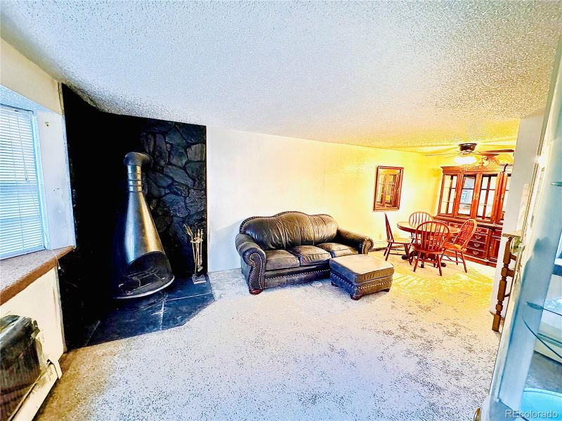 61 Newark St #B, Aurora, CO 80012
