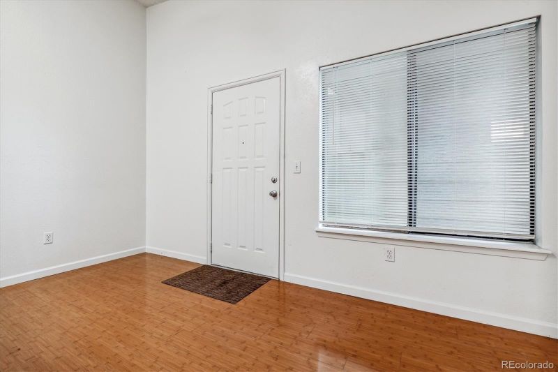 942 S Dearborn Way #19, Aurora, CO 80012