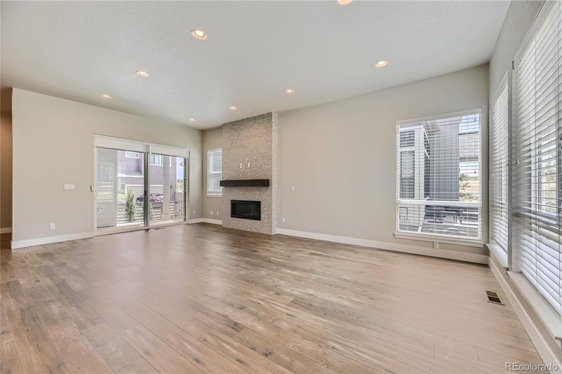 6185 Stable View St, Castle Pines, CO 80108