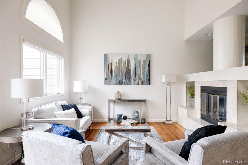 355 Harrison St, Denver, CO 80206