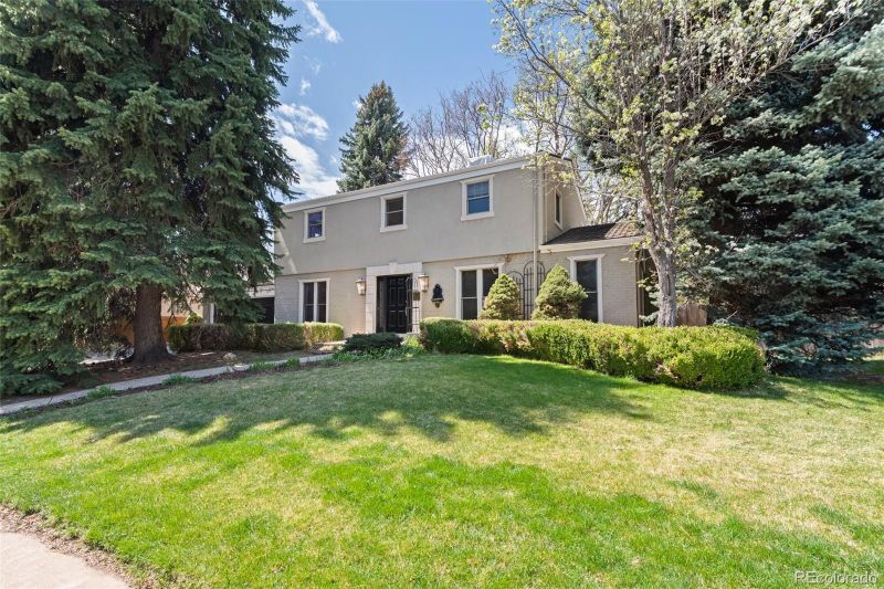 3819 S Newport Way, Denver, CO 80237