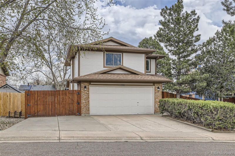 2386 S Eldridge Ct, Lakewood, CO 80228