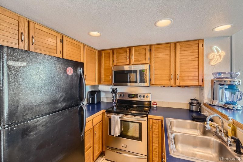 935 Broadway #214, Boulder, CO 80302