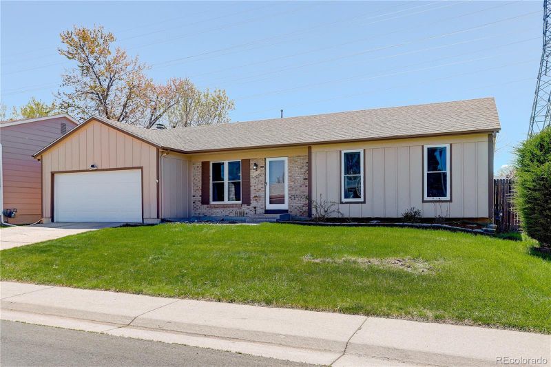 18038 E Bails Pl, Aurora, CO 80017