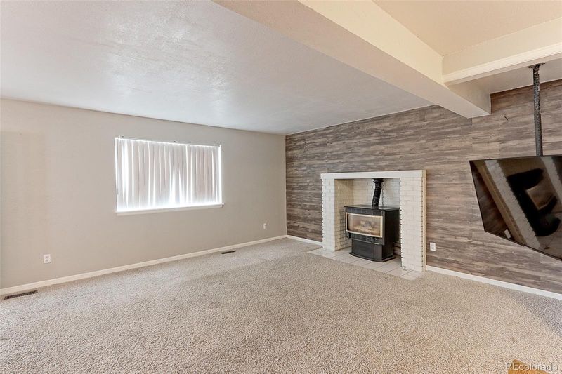 920 Downing Way, Thornton, CO 80229