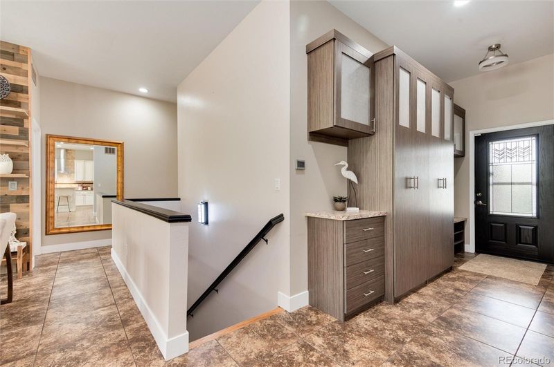 16549 W 15th Ave, Golden, CO 80401