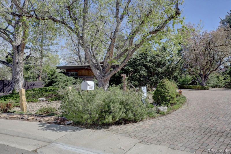 10505 W 34th Ave, Wheat Ridge, CO 80033