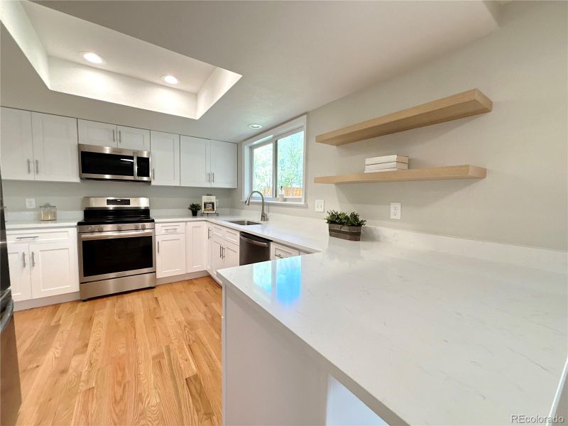 68 Prairie Ridge Rd, Highlands Ranch, CO 80126