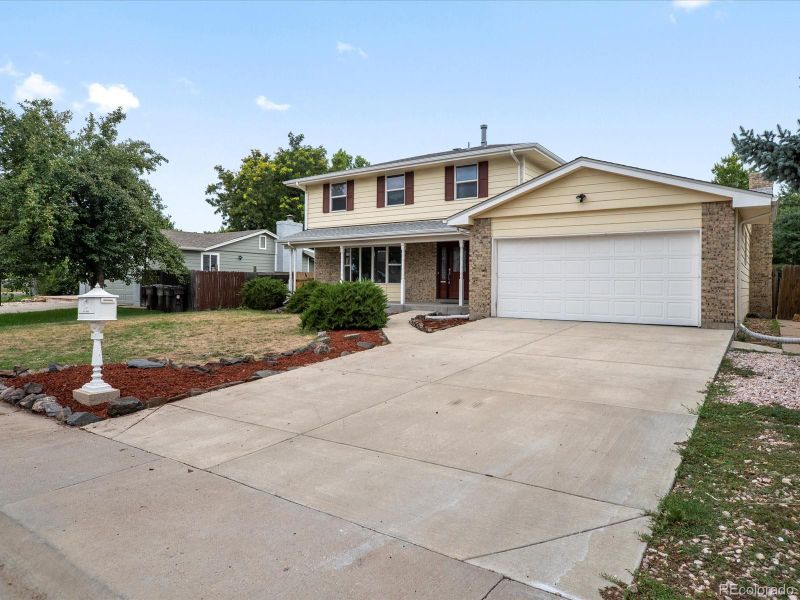 1355 Carmel Ct, Broomfield, CO 80020