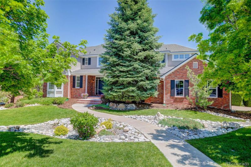 6462 S Zeno Ct, Aurora, CO 80016