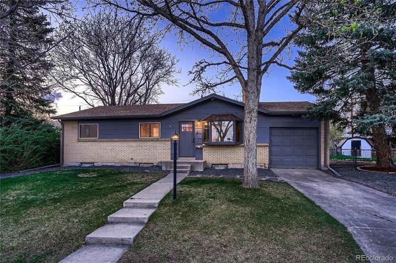 9617 W 63rd Ave, Arvada, CO 80004