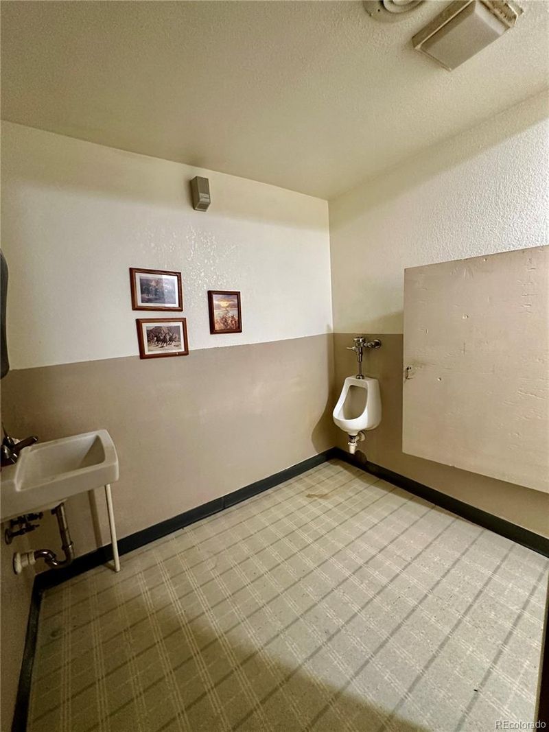 1050 Grand Ave, Del Norte, CO 81132