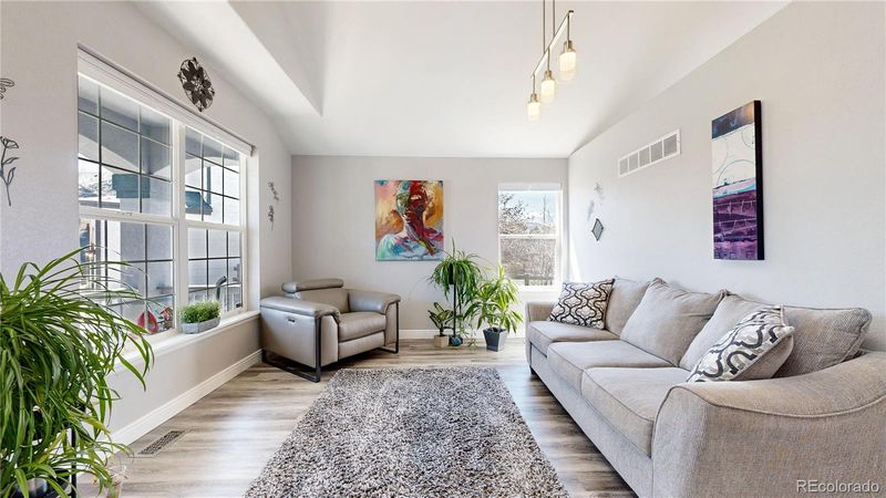 7689 Eagle Perch Ct, Littleton, CO 80125