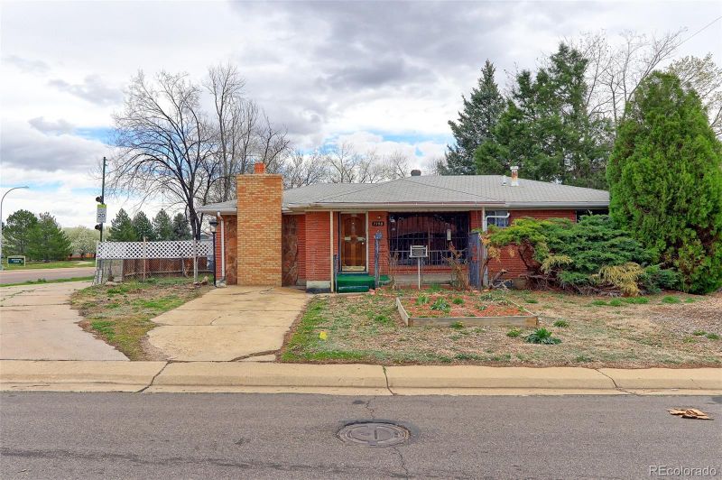 7190 Beach St, Westminster, CO 80030