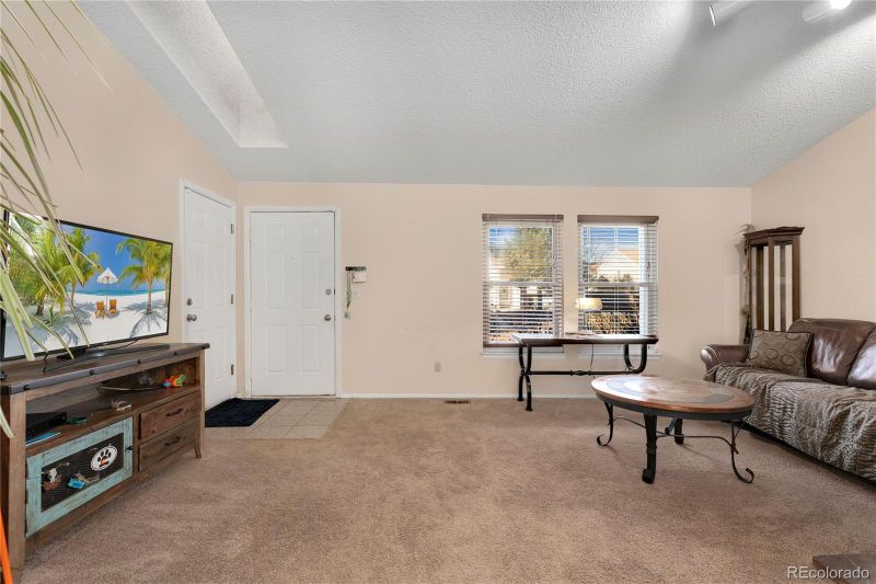 6044 S Taft Way, Littleton, CO 80127