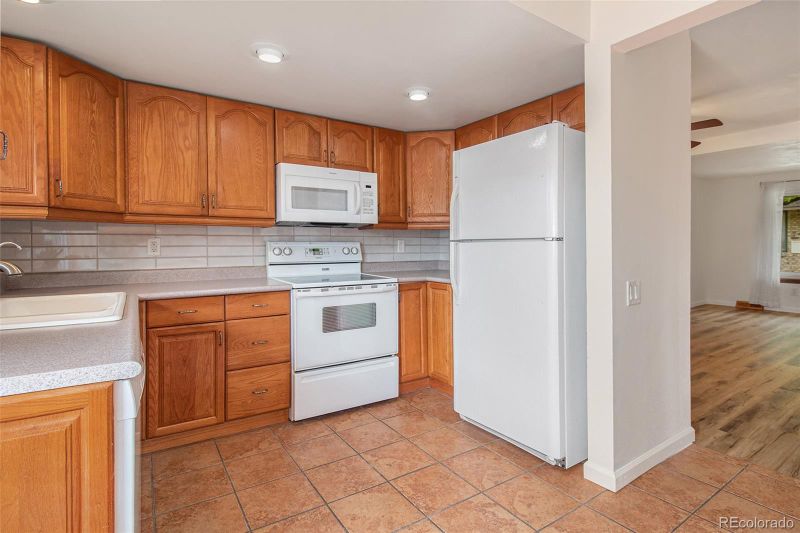 1779 Quail St, Lakewood, CO 80215